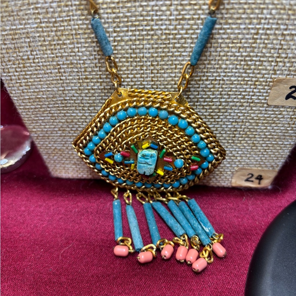 Egyptian Large Scarab (Vintage) Revival Set - Picture 10 of 12